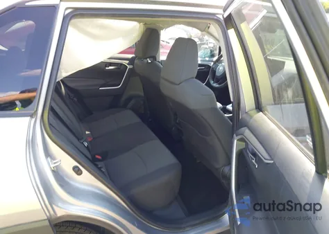 2020 Toyota Rav4 Xle из США, поврежденный, VIN 2T3W1RFVXLC070394